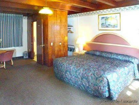 Cloverdale Oaks Inn Kamer foto